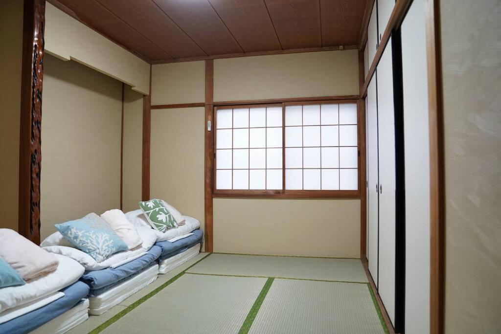 3Room 63M2 Party Ok Namba Осака Экстерьер фото